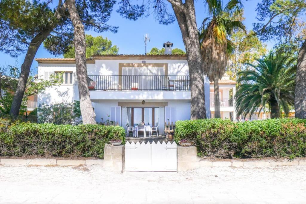 Waterfront 3 Bedroom Beach Apartament *